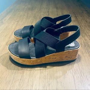 women’s Sorel “Cameron” sling back 8.5